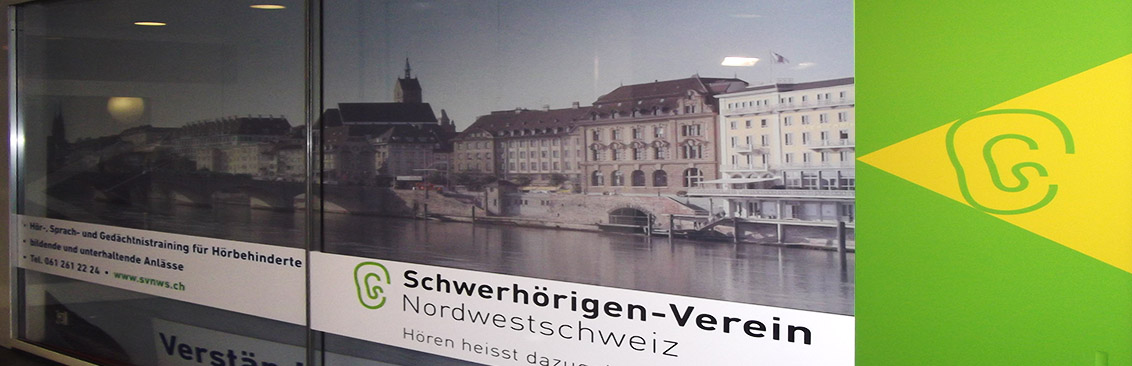 Schaufensterbeschriftung Basel